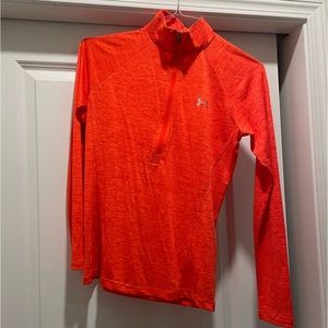 Under Armour Running Jacket. Super thin and comfortable. Stretchy and soft!!